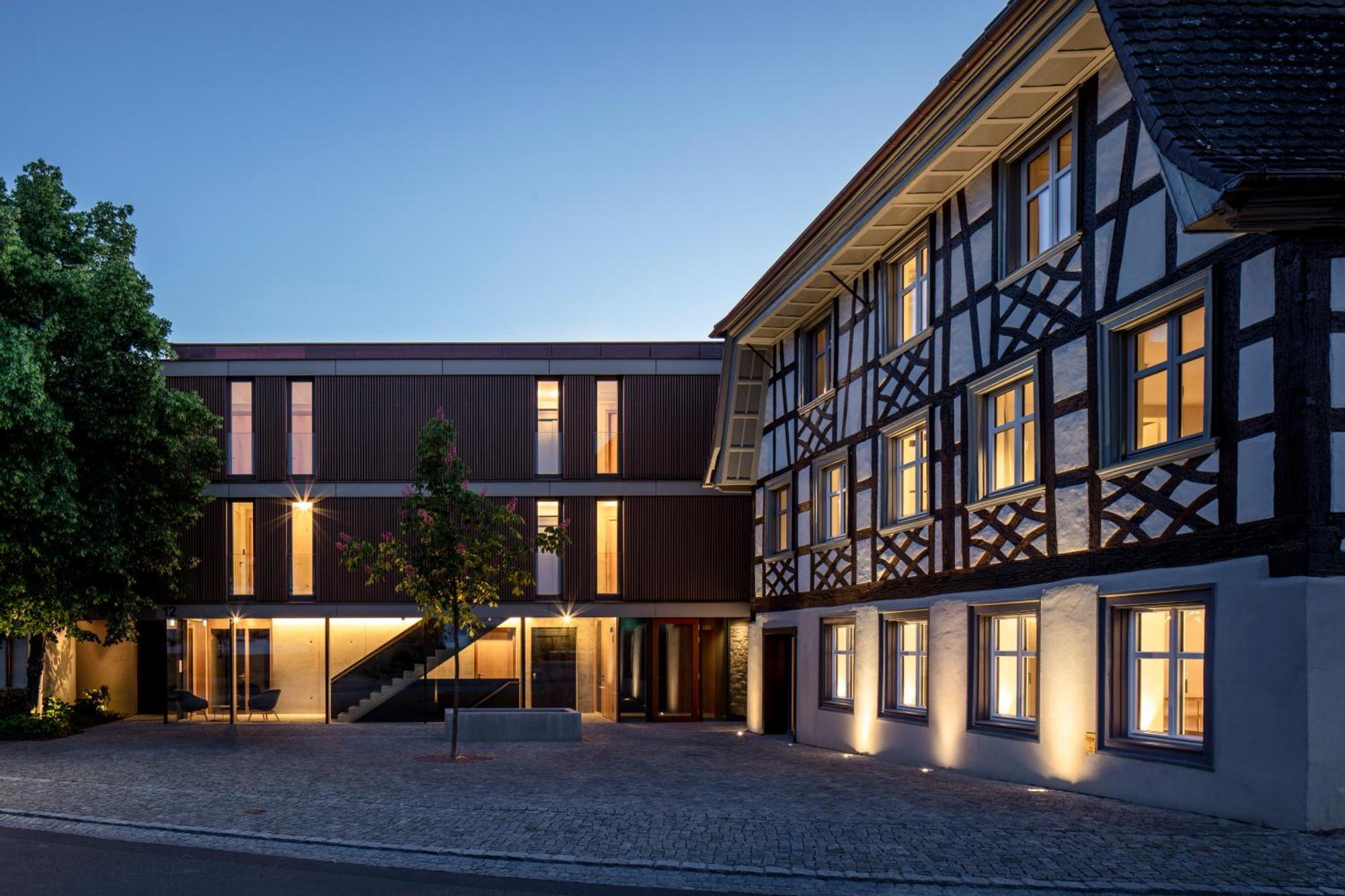 Sternen Bohlingen Aparthotel Buitenkant foto