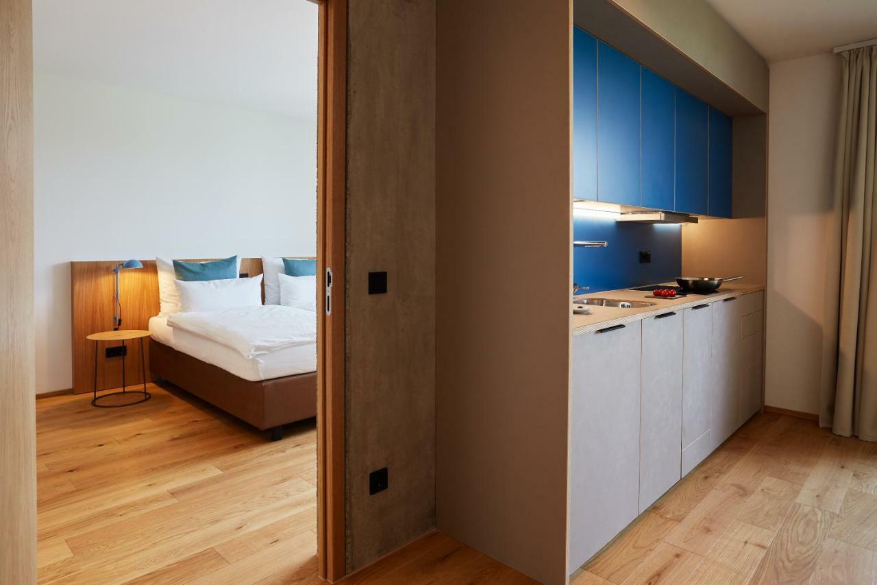 Sternen Bohlingen Aparthotel Buitenkant foto