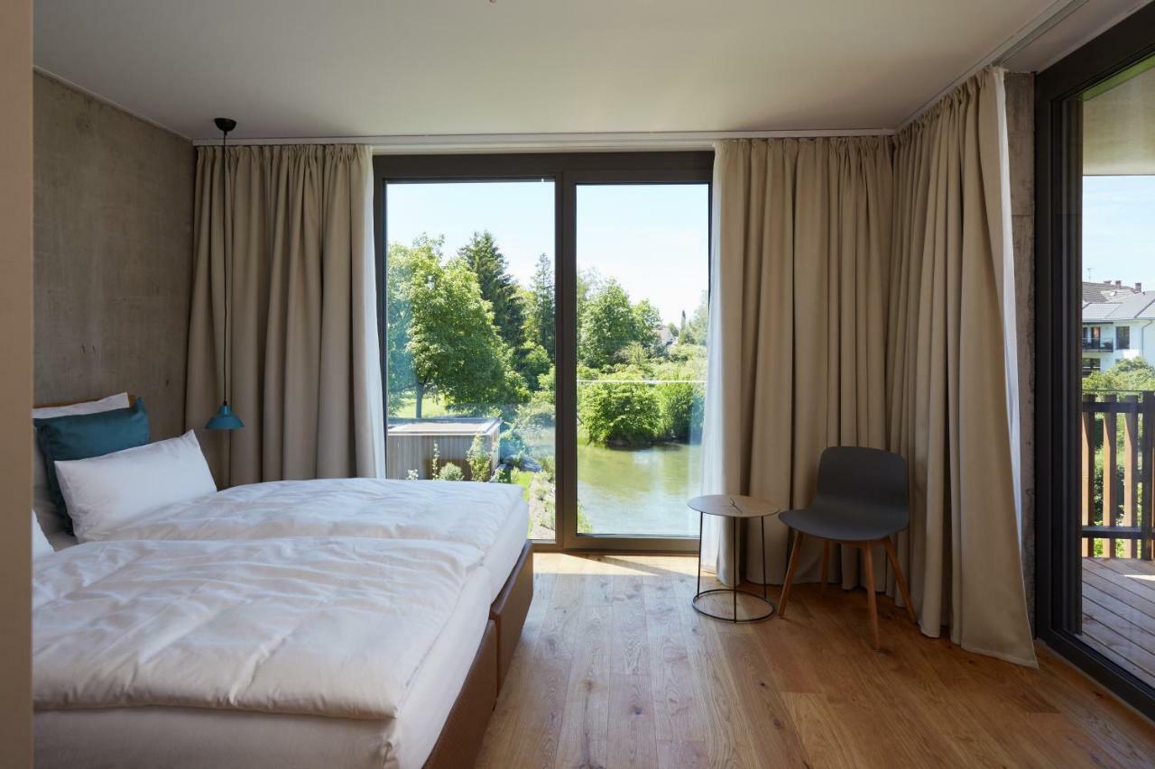 Sternen Bohlingen Aparthotel Buitenkant foto