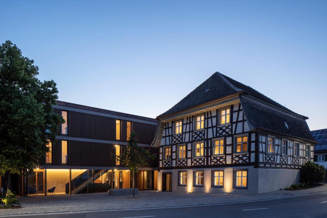 Sternen Bohlingen Aparthotel Buitenkant foto